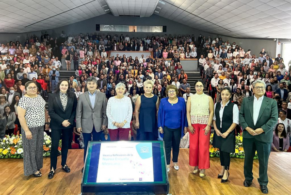 Organiza SEP conversatorio para trabajadores de educación en Puebla