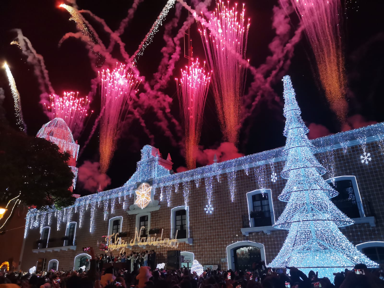 COMIENZA LA VILLA ILUMINADA 2023 EN ATLIXCO CON MAGIA Y DIVERSIÓN