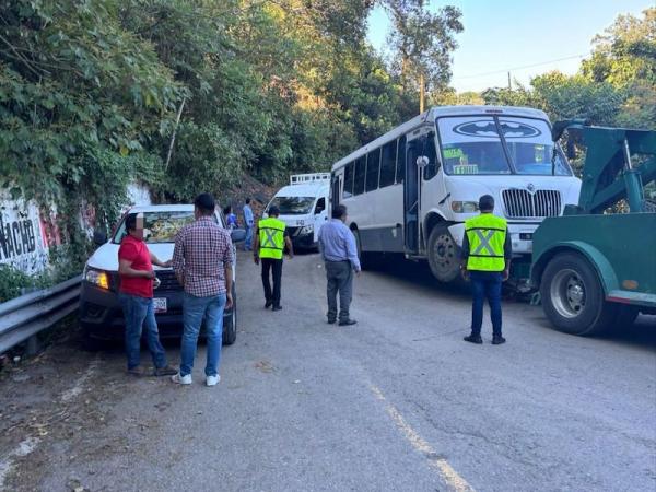 Mediante operativos, SMT refuerza legalidad en el transporte público