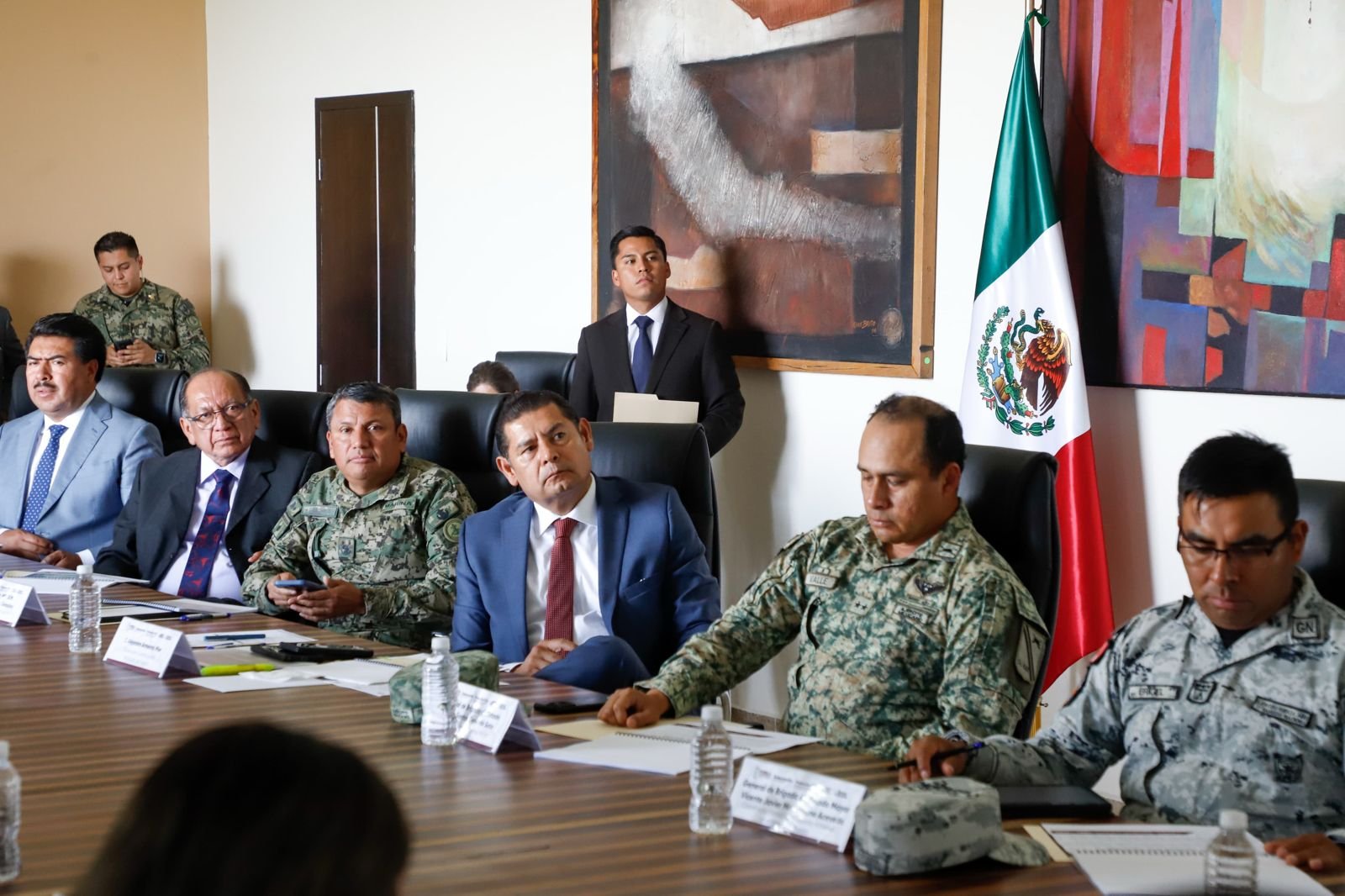 Gobierno estatal garantiza paz con alto mando en seguridad: Alejandro Armenta